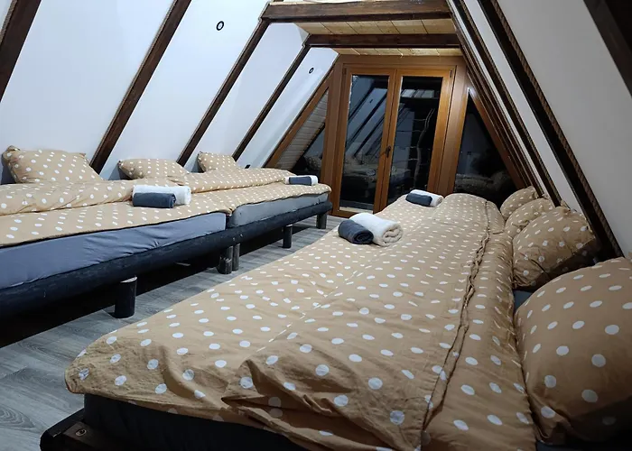 Vikendica Mountain House *