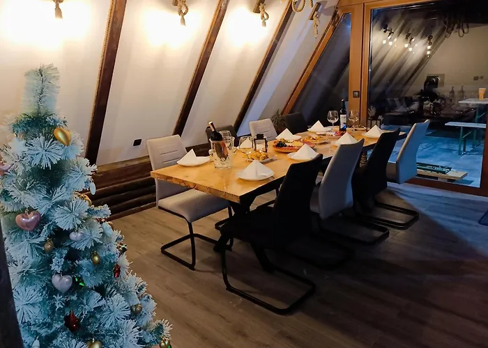 Vikendica Mountain House *