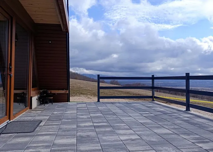 Vikendica Mountain House *